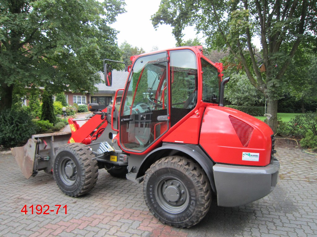 Radlader Komatsu WA70-5