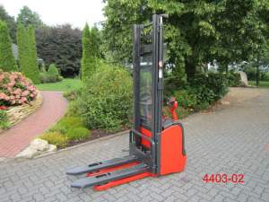 Hochhubwagen Linde L 16