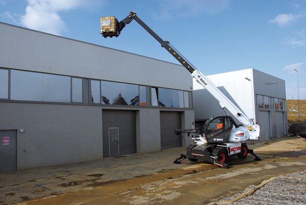 drehbarer Teleskoplader Bobcat TR38160 EVO