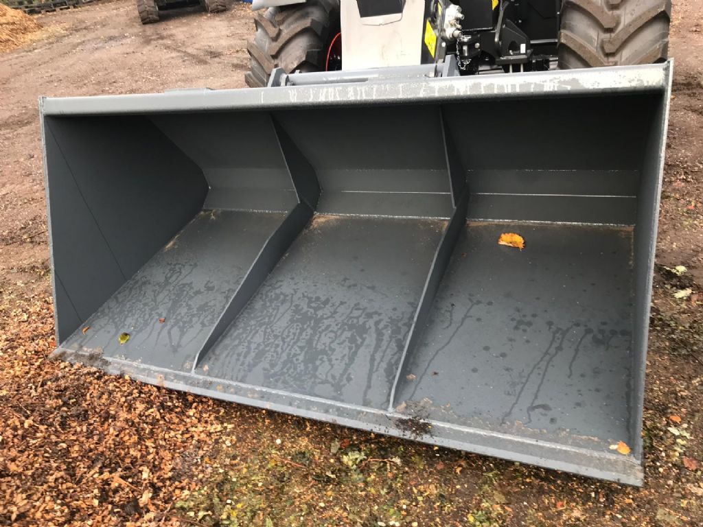 *Sonstige Universalschaufel Bobcat & Manitou