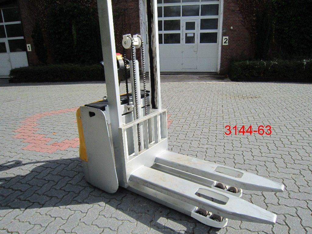 Yale MS 10 - 1760 Edelstahl