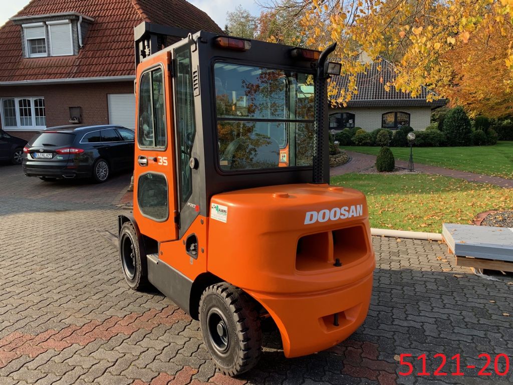 Doosan D 35 C 5