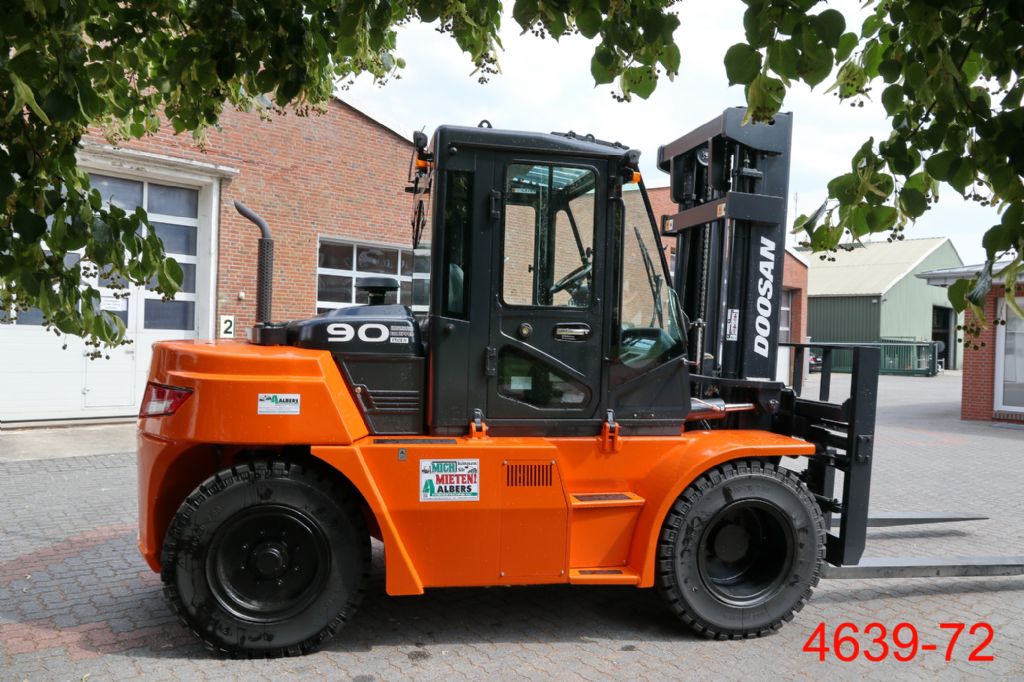 Doosan D 90 S 7
