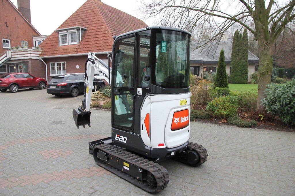 Bobcat E20